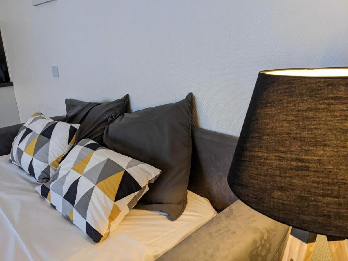 Paris Expo Suite Appartement & Parkings Dans Un Hotel 4 Etoiles, Porte De Versailles - Check In Autonome 24-7 Issy-les-Moulineaux Exterior foto
